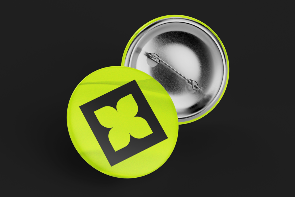 Pins personnalisés pour entreprises et événements à Liège - Focus Studio